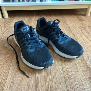 Nike | Run Swift Road Running Shoes|  Black and White | Excellent Condition